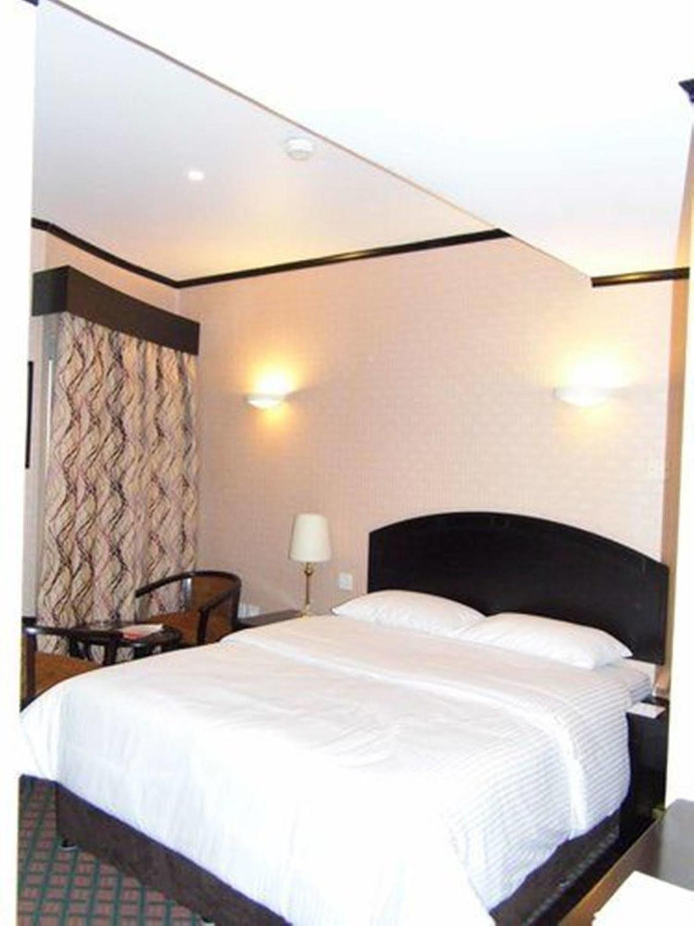 Sandras Inn Dubaj Zewnętrze zdjęcie